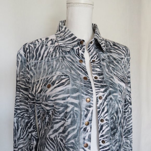Mechant Zebra Motif Long Sleeves Button Up Collared Women’s Shirt XL - Picture 3 of 13
